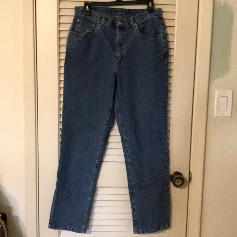 💐 Additions by Chico’s Straight Legged Jeans 💐